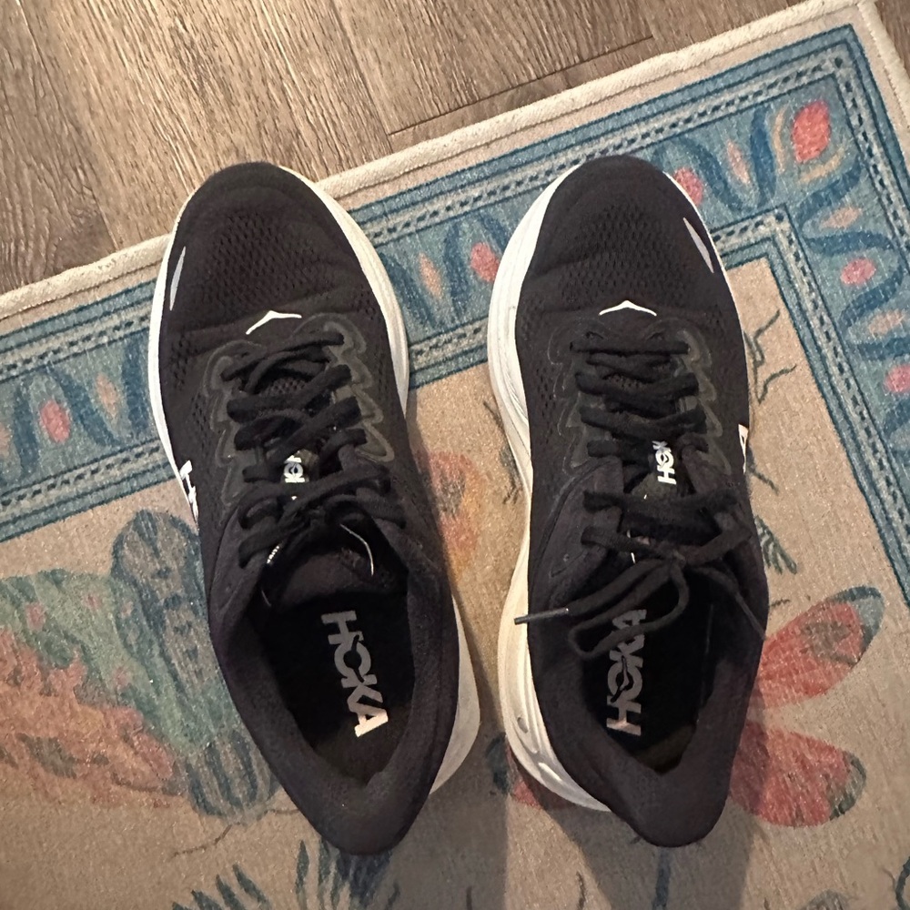 Hoka Black White Running Shoes Bondi 9 Women’s 10.5 W - Picture 2 of 6